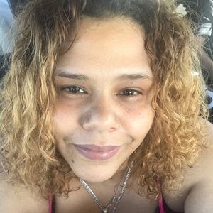 Meet your Posher, Aida